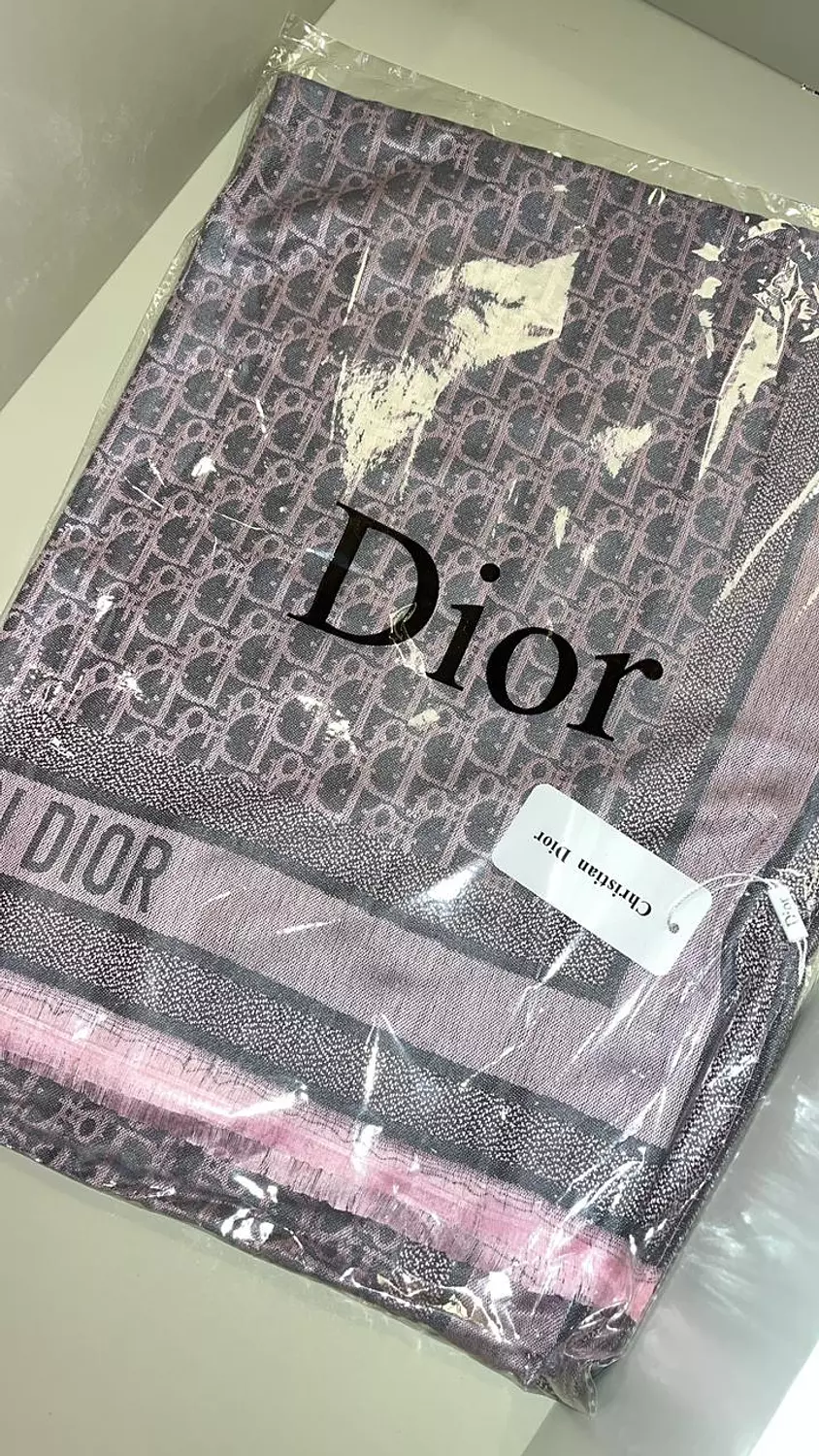 Dior shawl 10