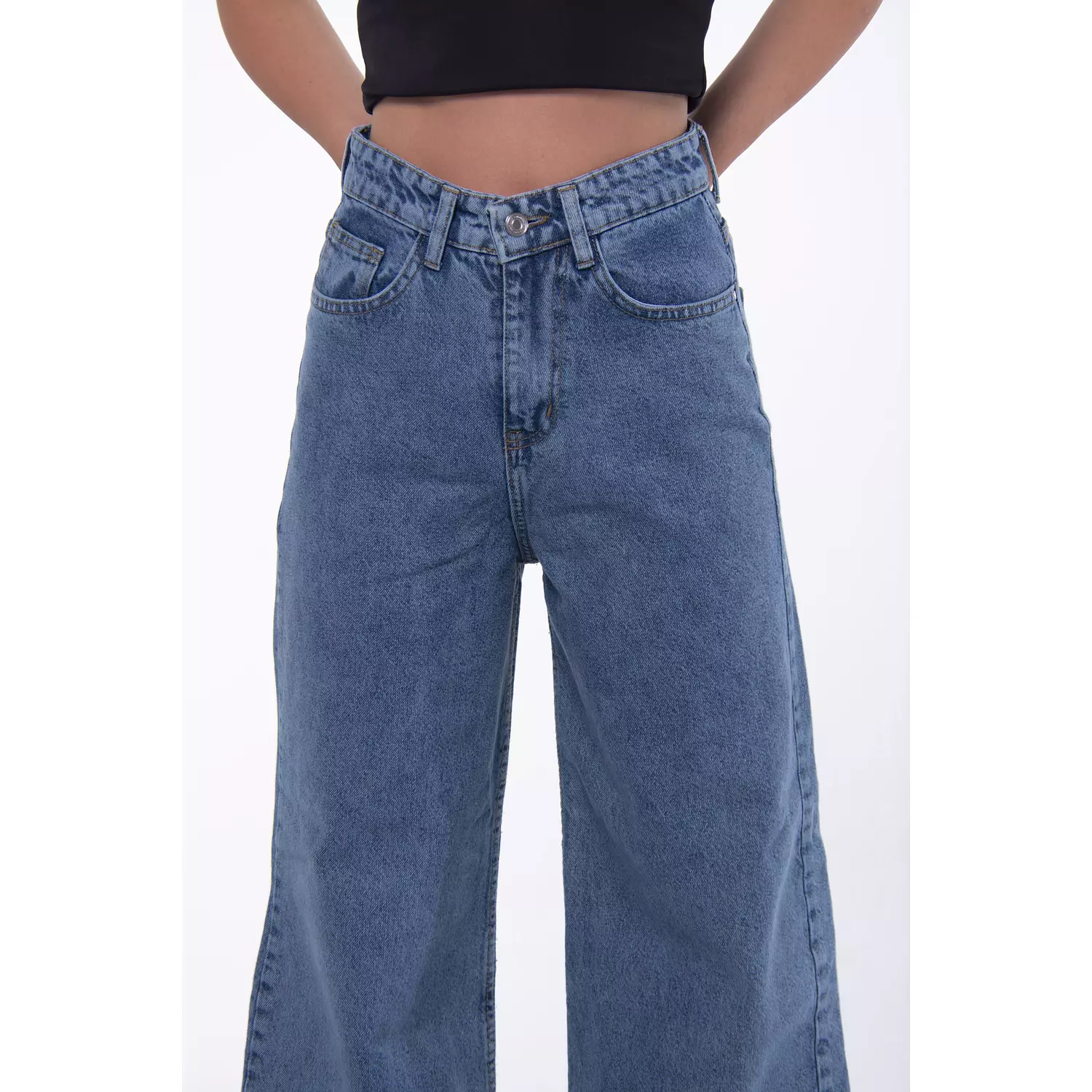 Wide leg jeans 1