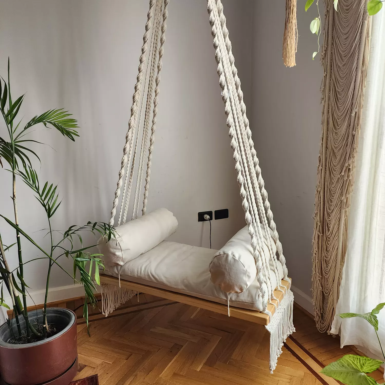 LARGE SHELF MACRAME SWING 3