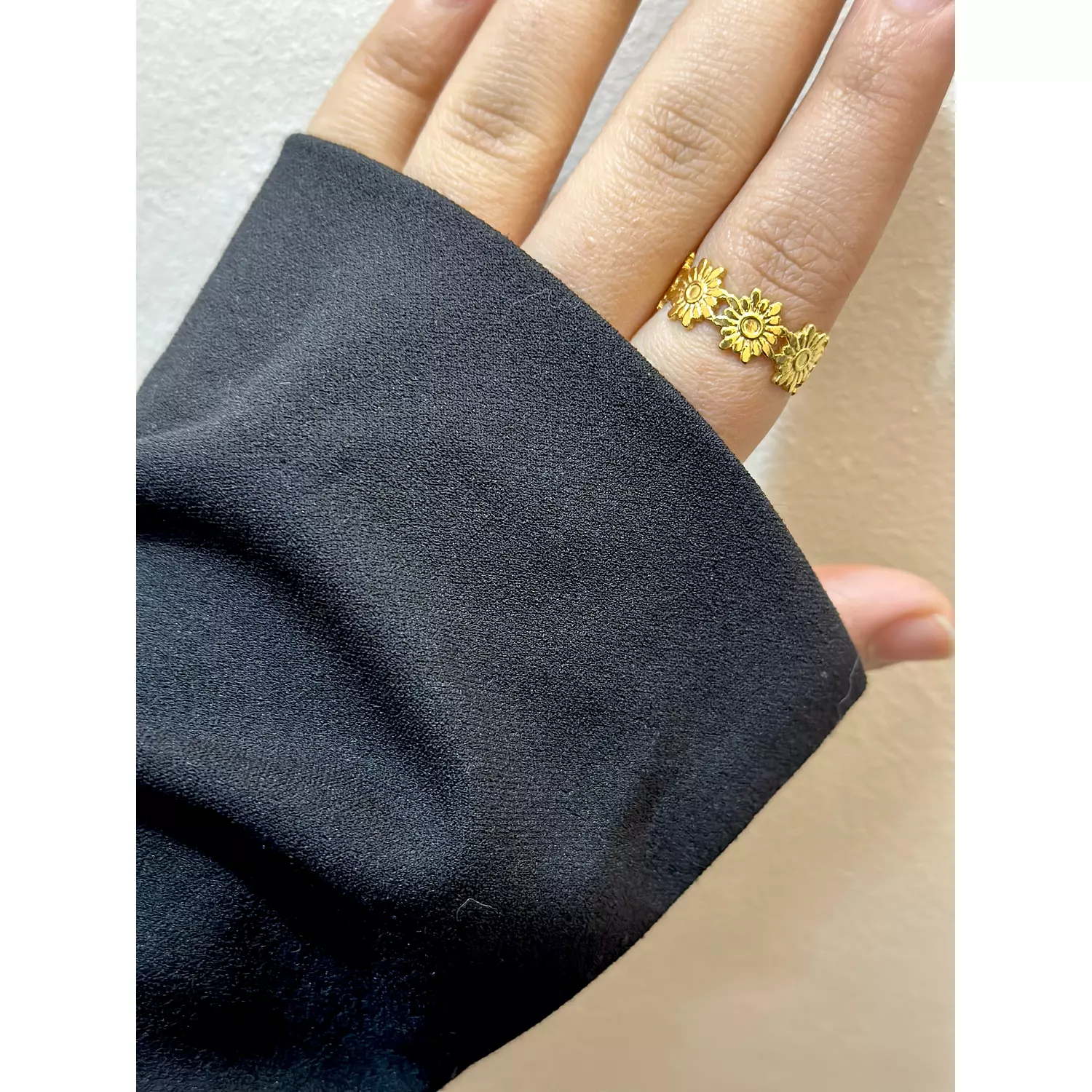 Gold Flower Ring 1