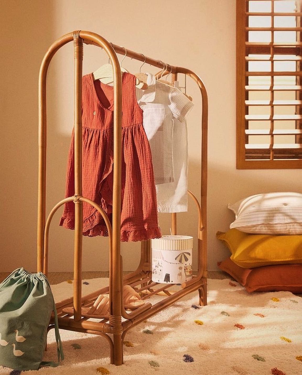 Bamboo clothes stand hover image