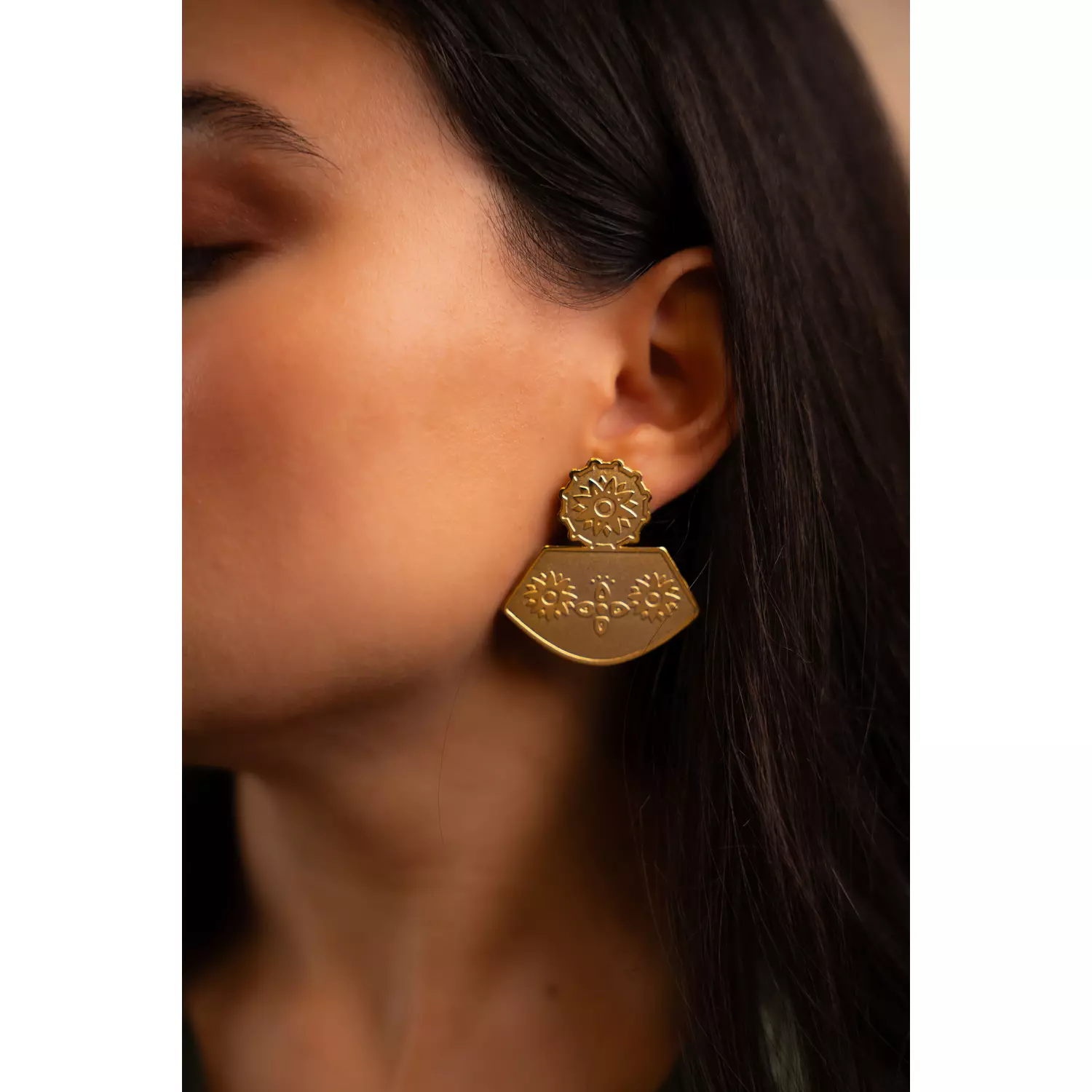 Desert Glow Earrings hover image