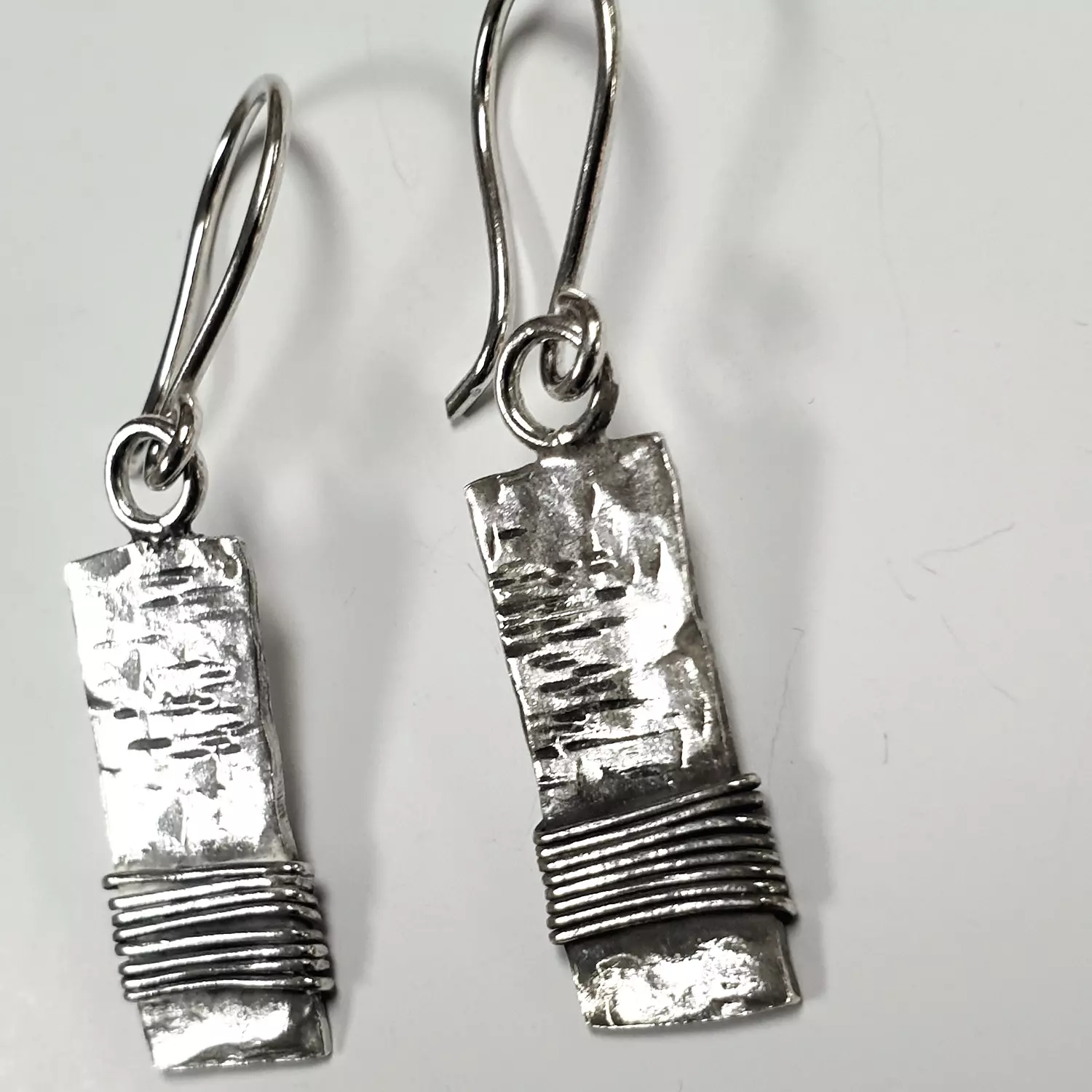 Textured silver earring-2nd-img