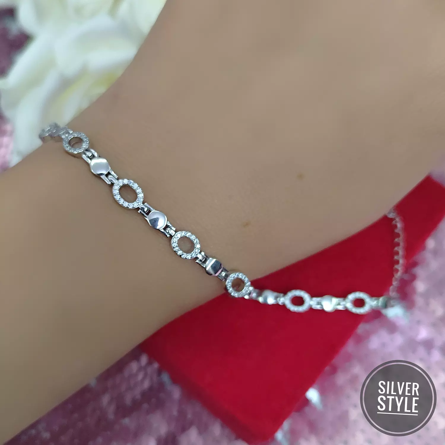 Elegant bracelet  0