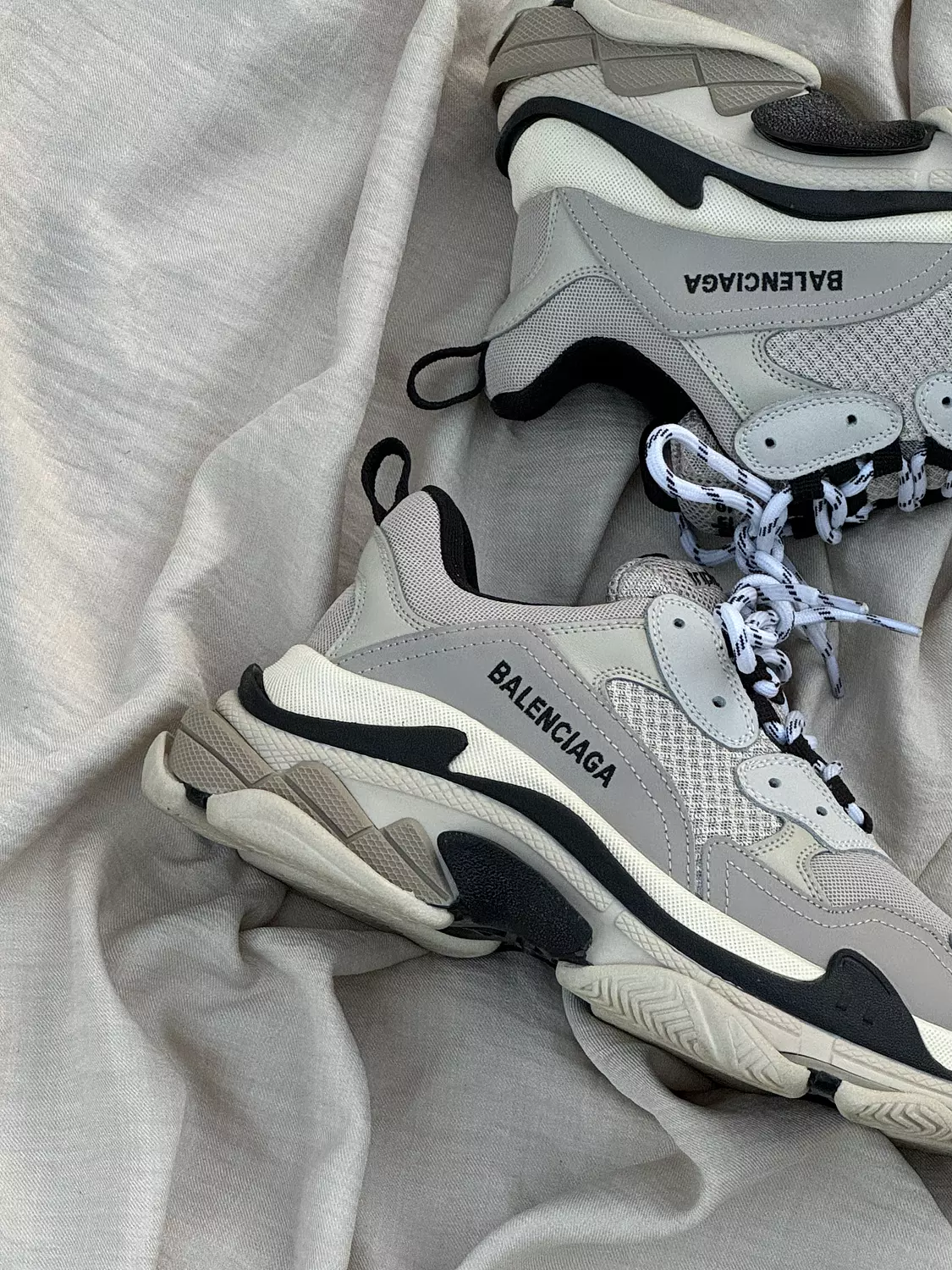 BALENCIAGA triple s  hover image