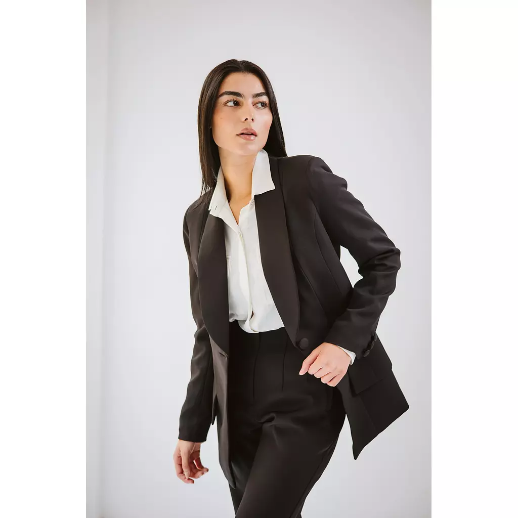 ELITE FITTED SUIT ~ BLACK