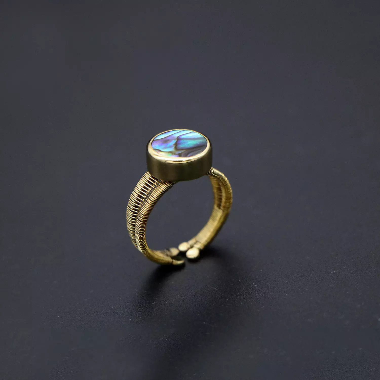 Brass ring with abalone shell. 1