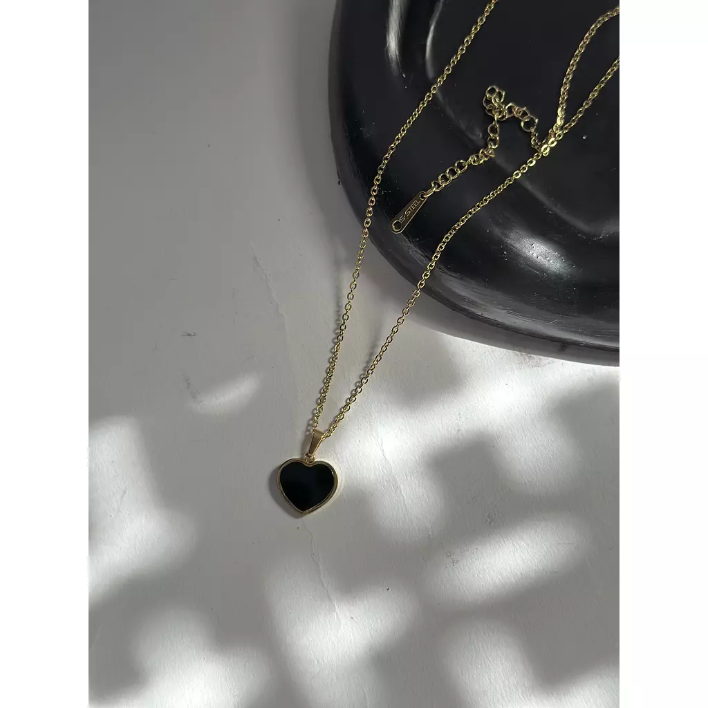 Black Heart Necklace 