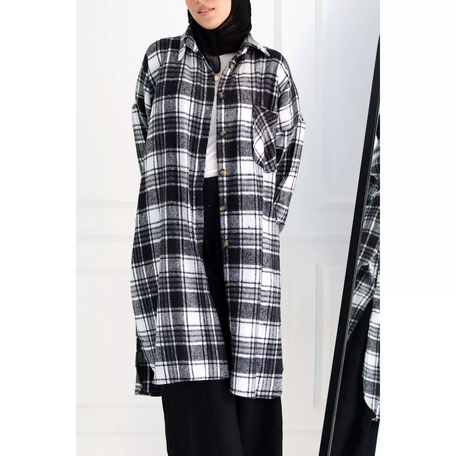 Black & White Checkered Oversize Shirt 8