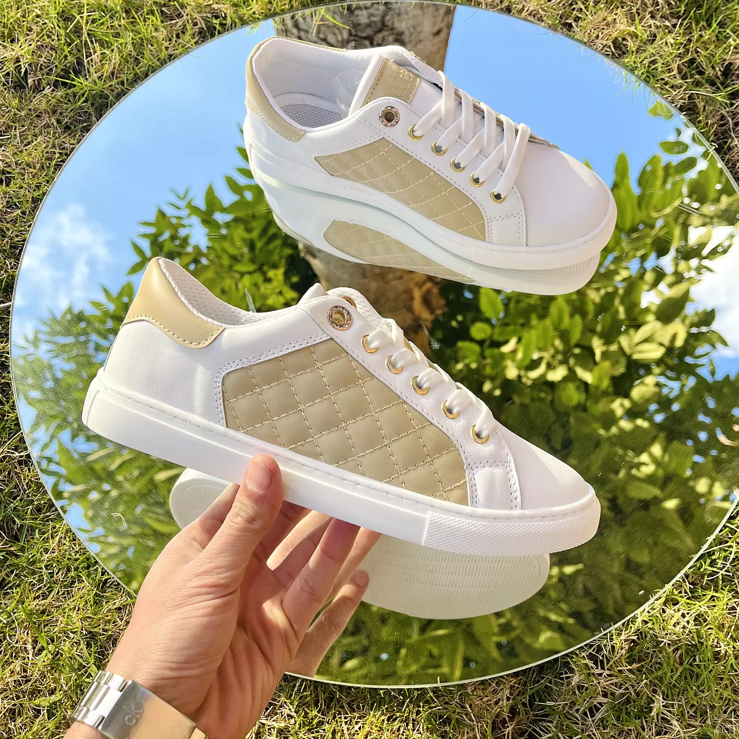 Beige Bubbly hover image