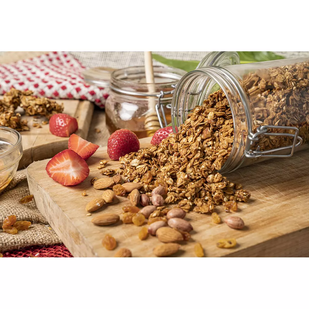 Granola-Peanut Butter & Berries (300g)