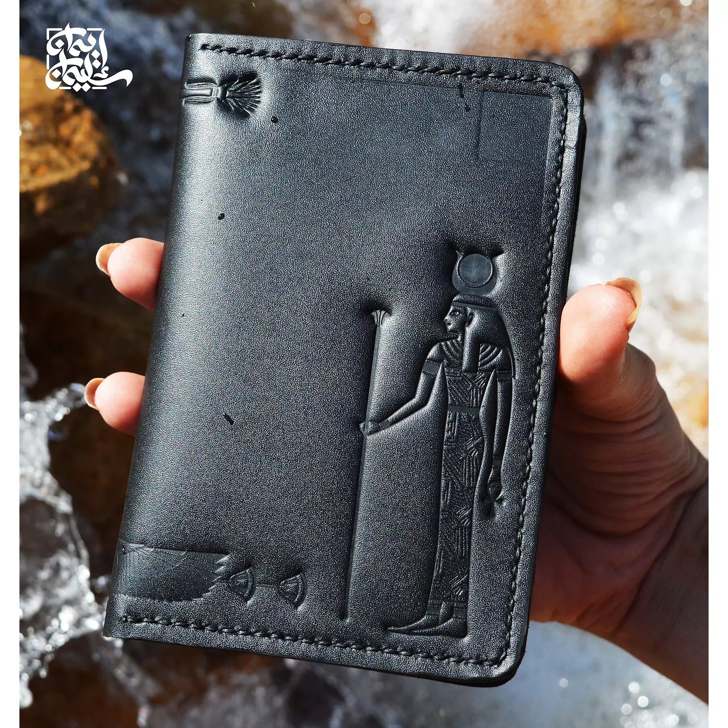 Passport Cover     hover image