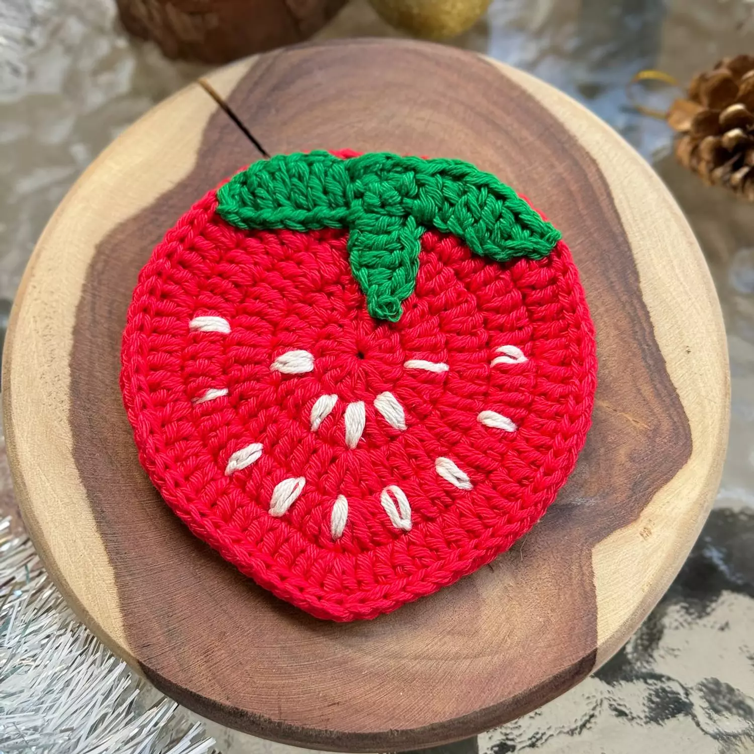 Strawberry crochet coaster 1