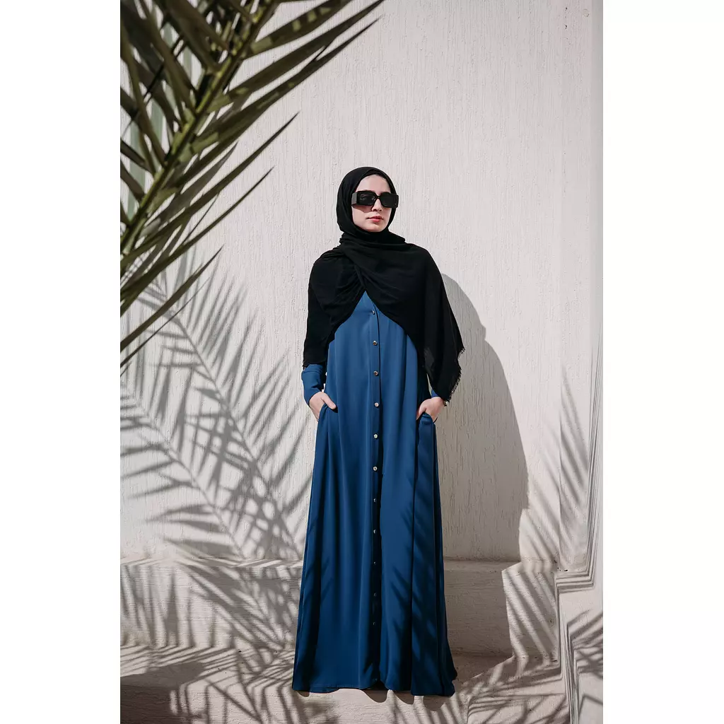 Cloche Abaya in Blue