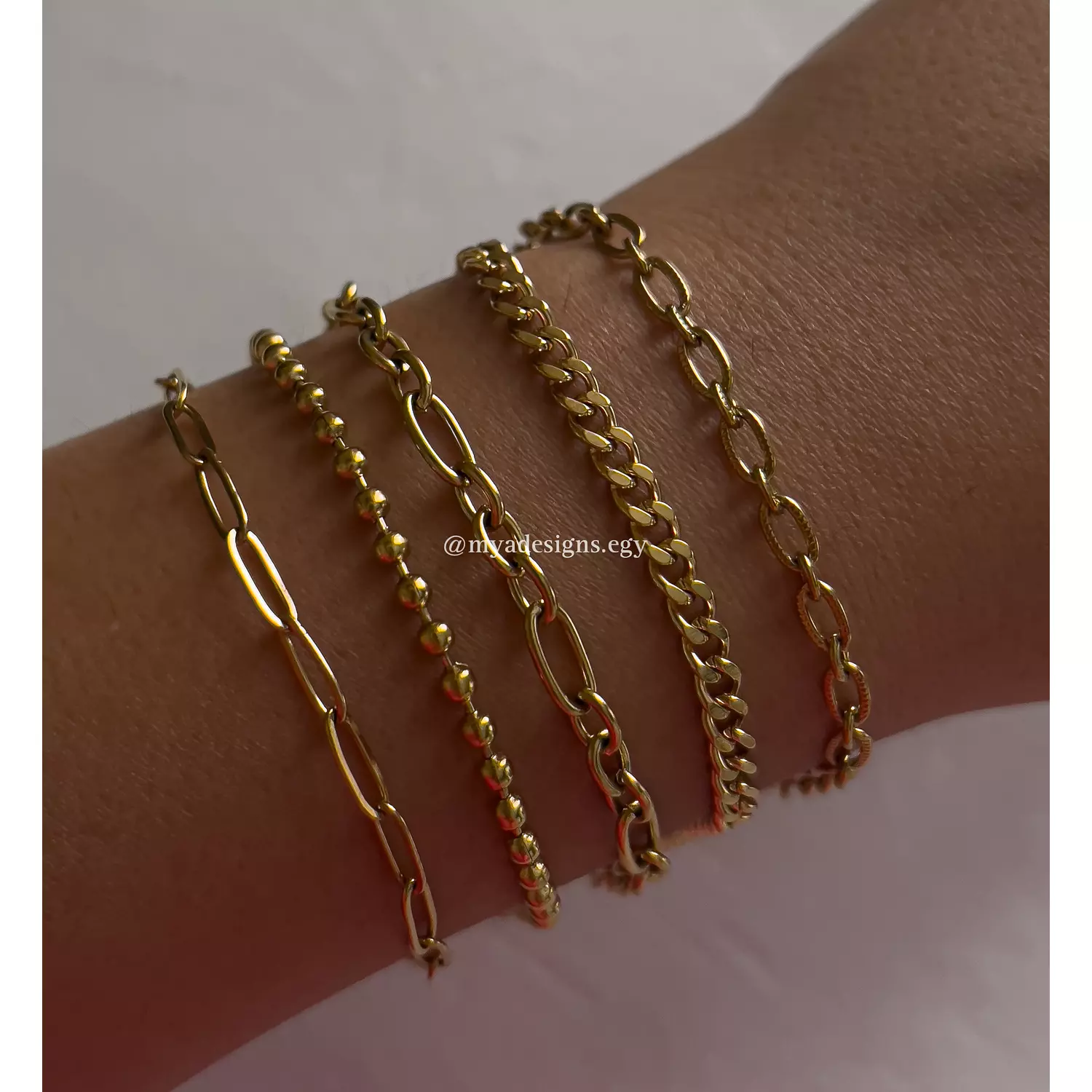 Mini chain bracelets  hover image