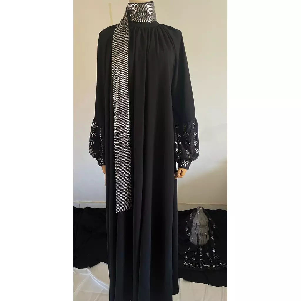 Black Tally Crepe Dress with Tally Scarf