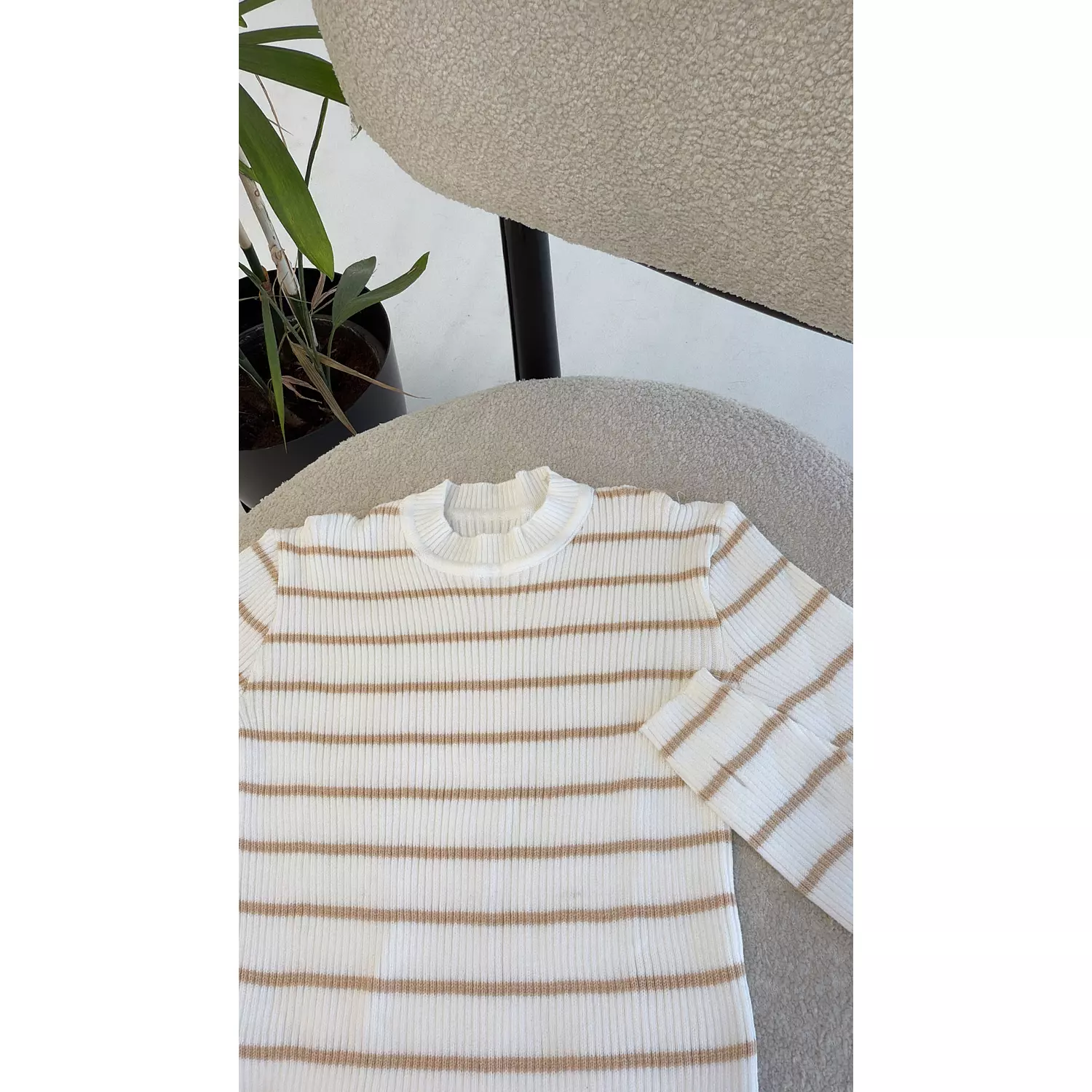 Striped Basic 4