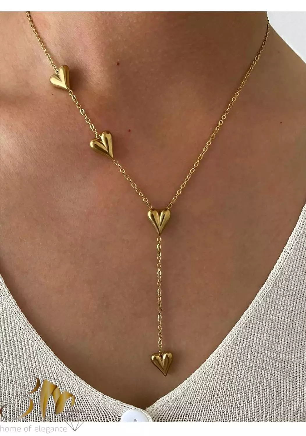 heart necklaces hover image