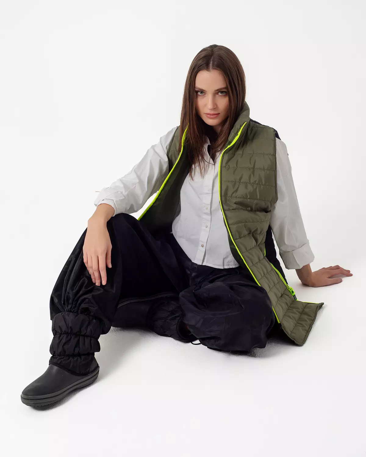 Olive Pump Vest with Funky Zipper 2