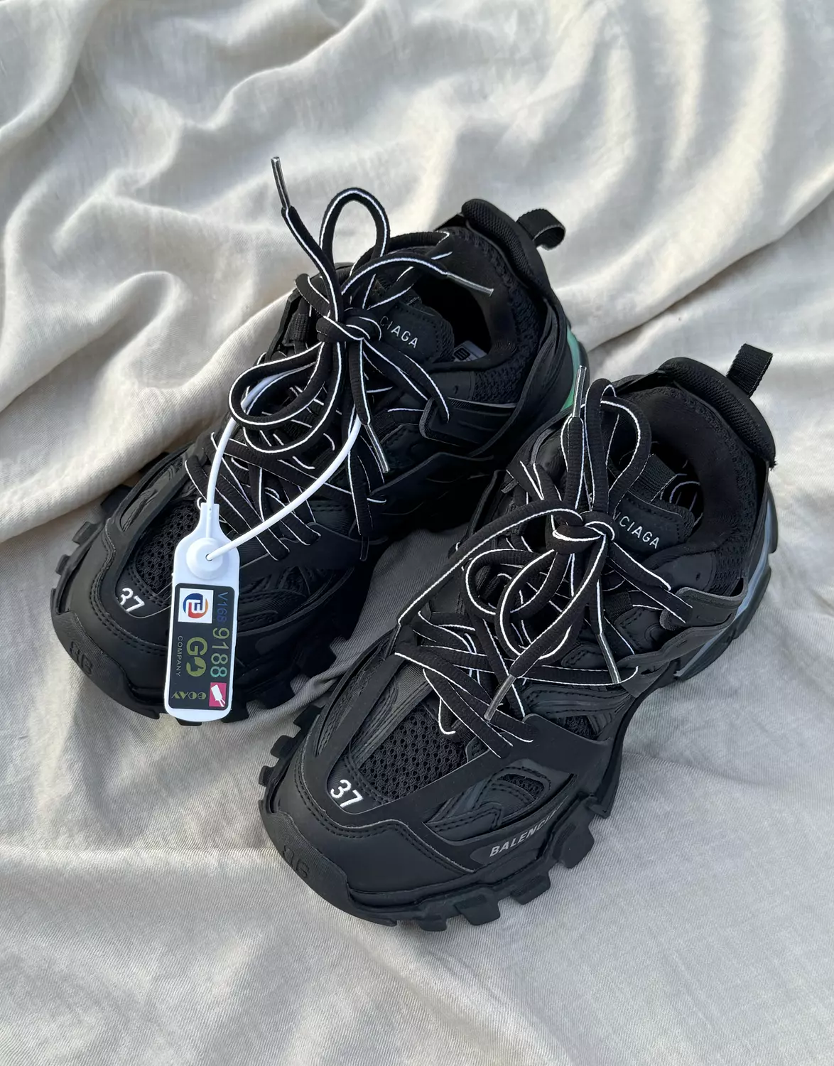 BALENCIAGA TRACK BLACK LED  2