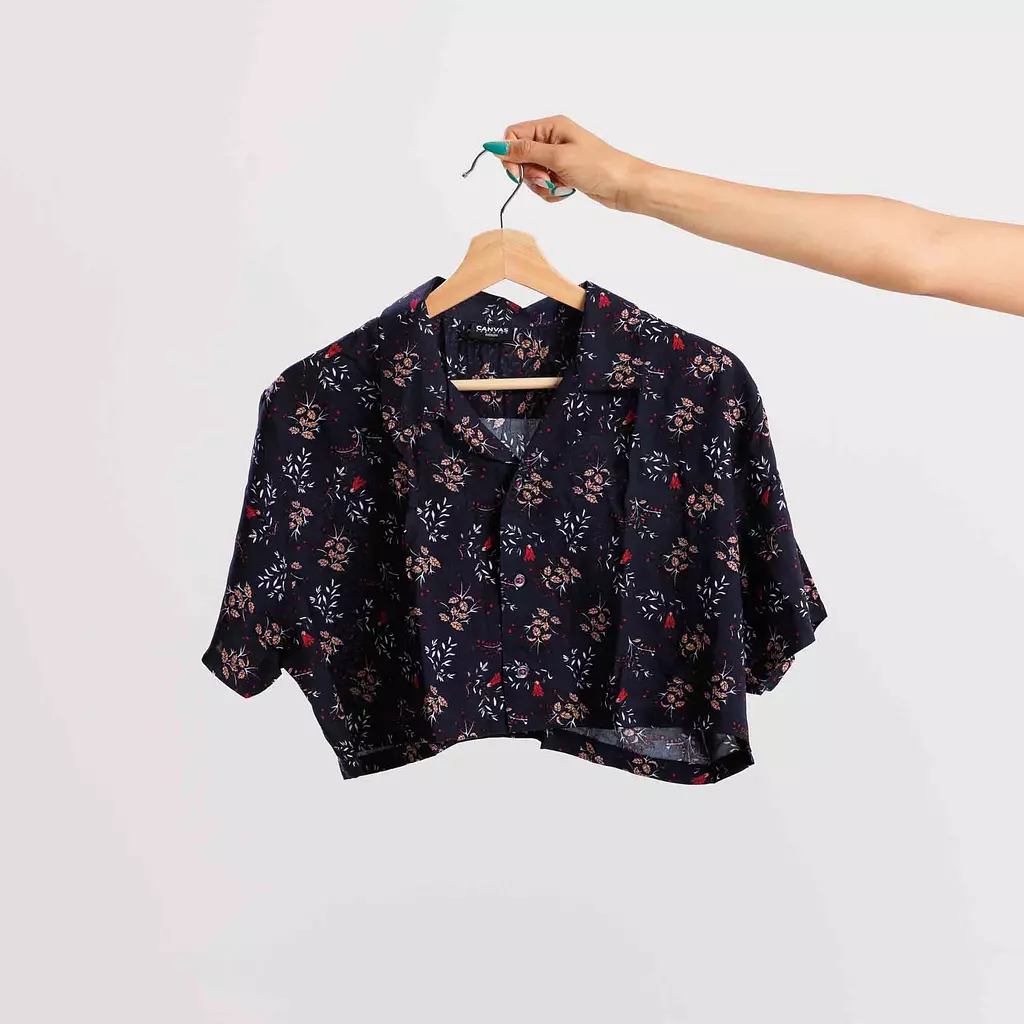 CROPPED FLORAL BLUE