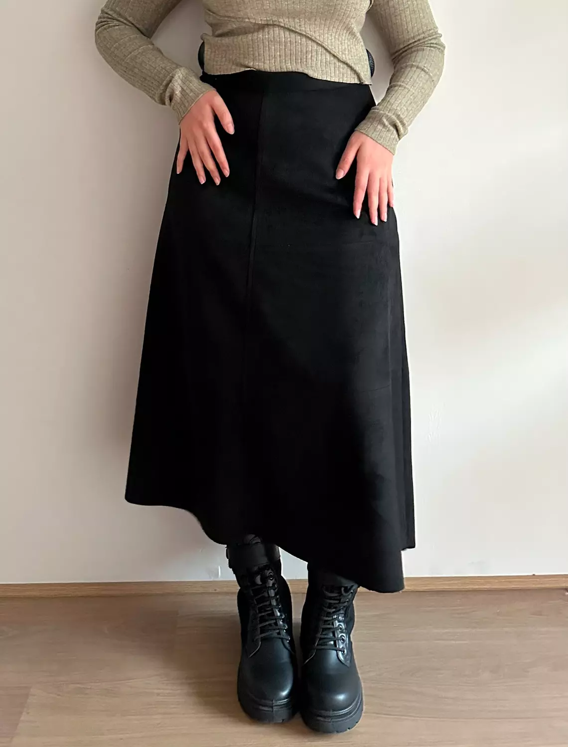 Suede skirt div 3