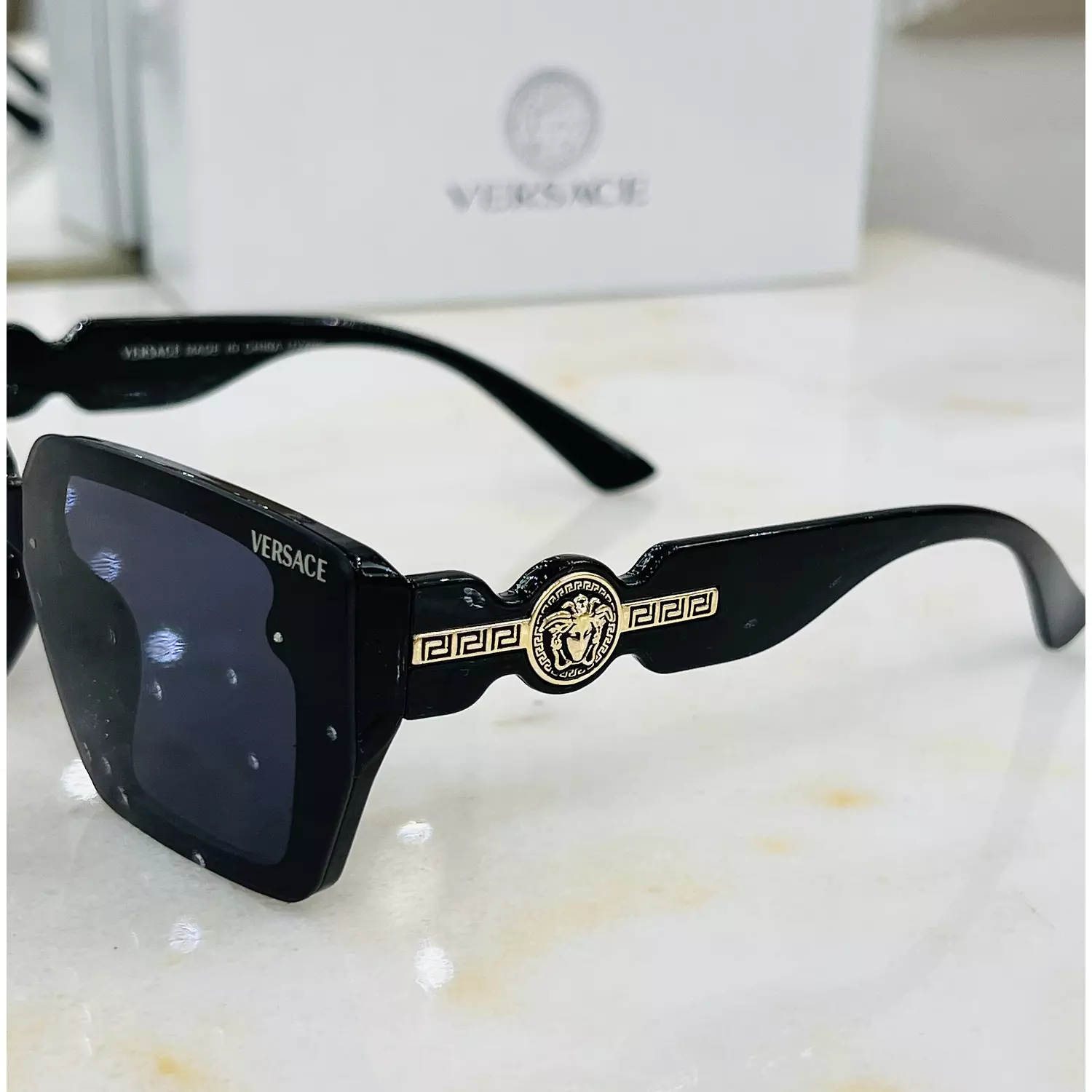 Versace 4