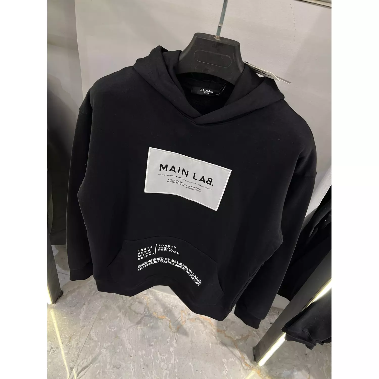 BALMAIN PARIS HOODIE /998 4