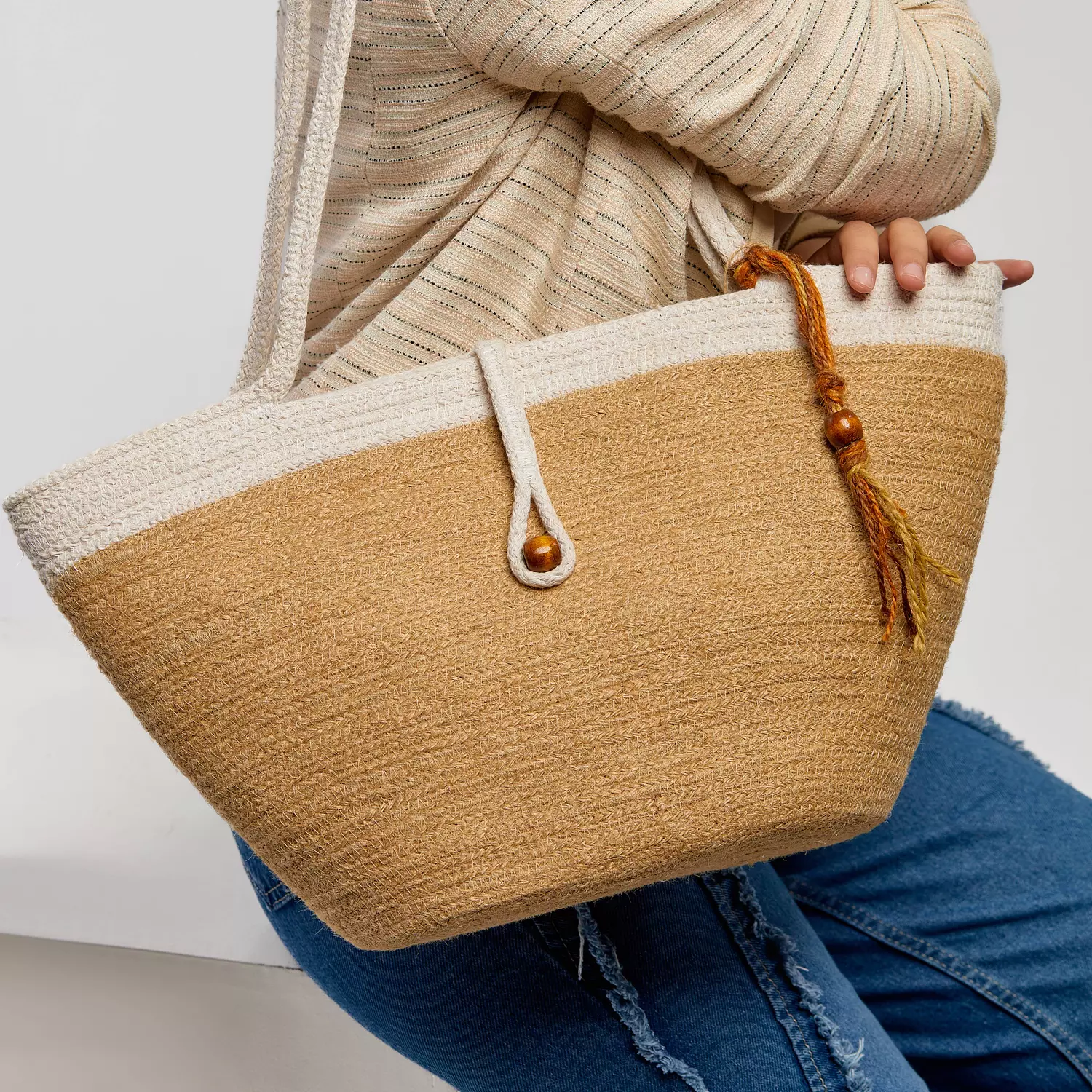 Shoulder Bag - White & Jute 2