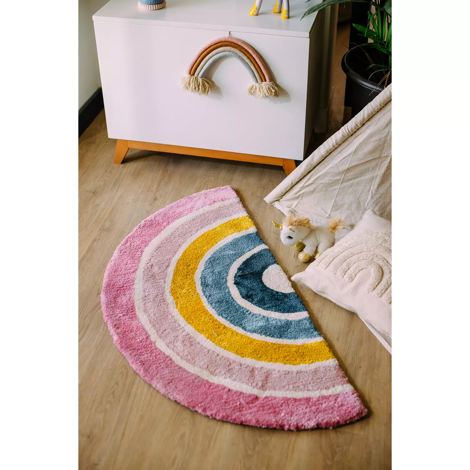 Rainbow tufted rug hover image