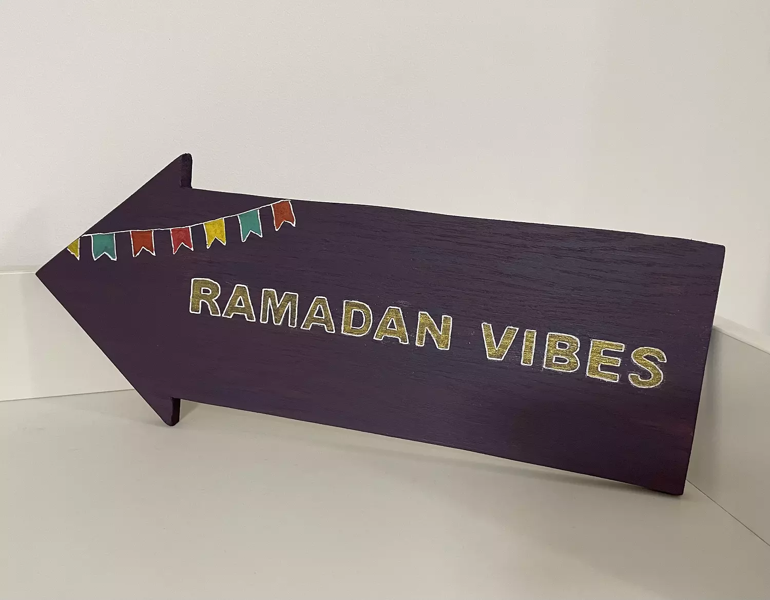 <p style="text-align: center"><strong><span style="color: #215a1f">Ramadan Vibes Wall Art</span></strong></p><p style="text-align: center"><strong><span style="color: #215a1f">Hanging Arrow </span></strong></p>