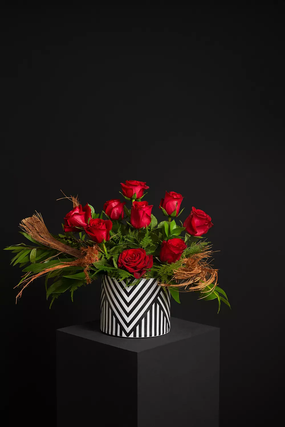 Love Nest Flower Vase  0