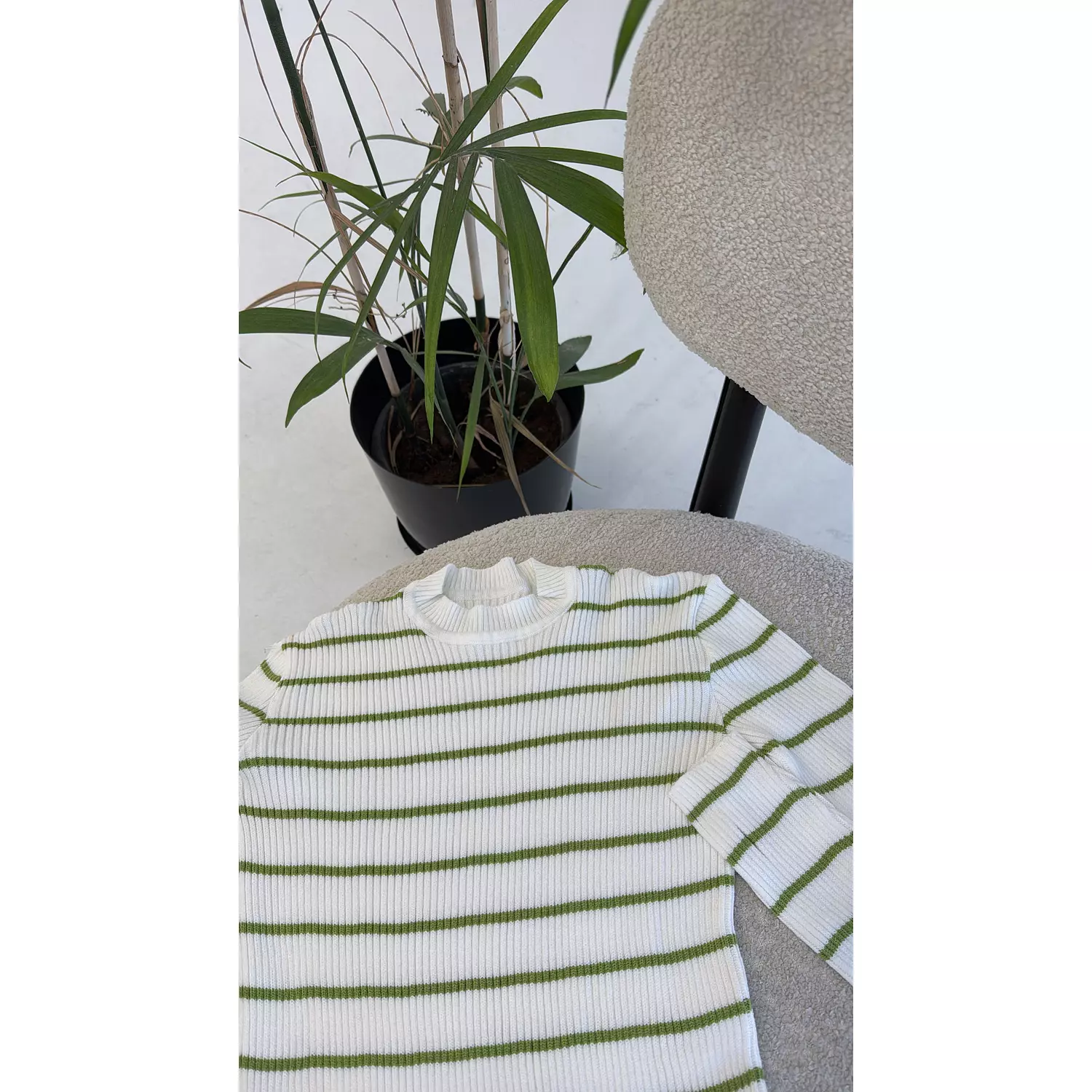 Striped Basic 14