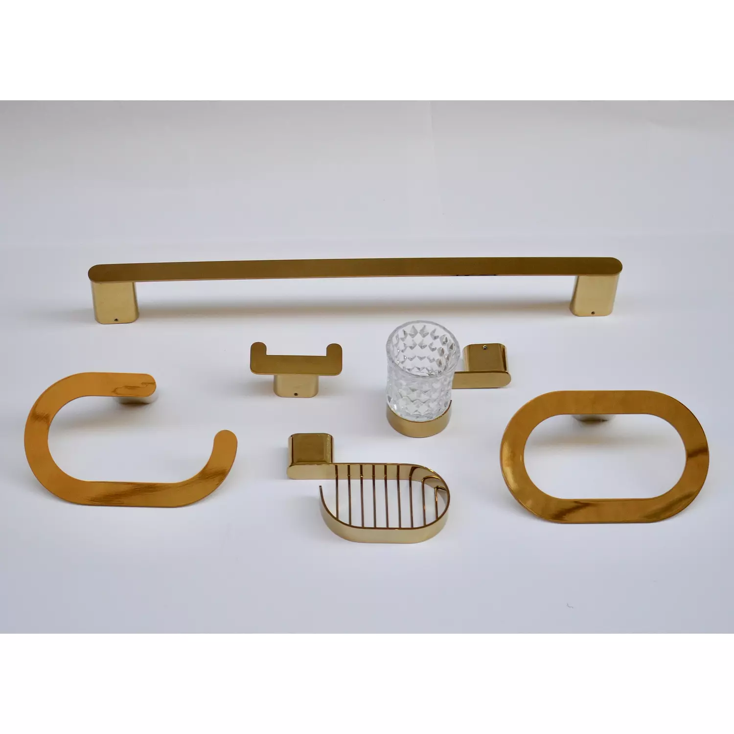 Copper Bathroom Accessory Set 0