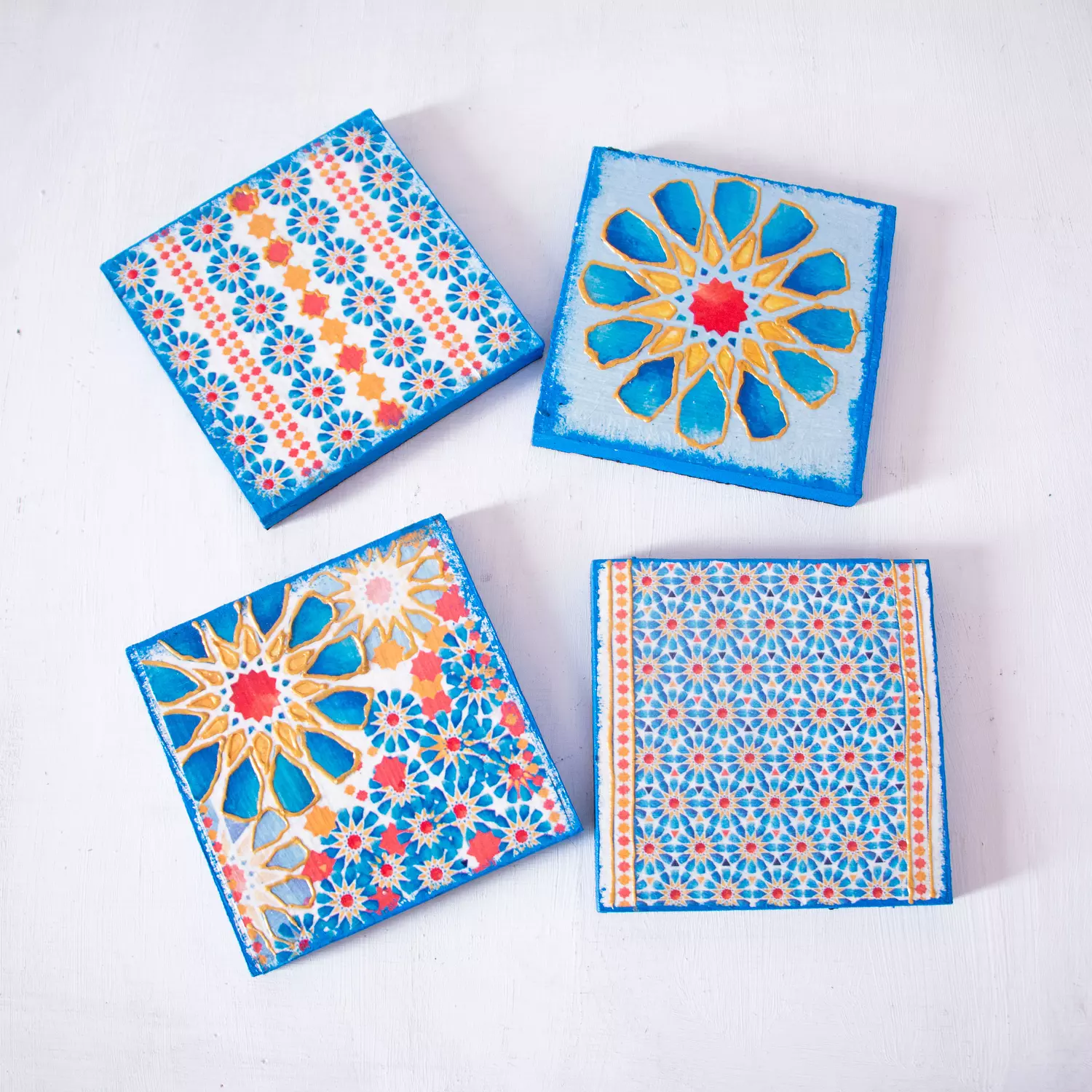 <p><strong>Blue Islamic Stars Coasters</strong></p>