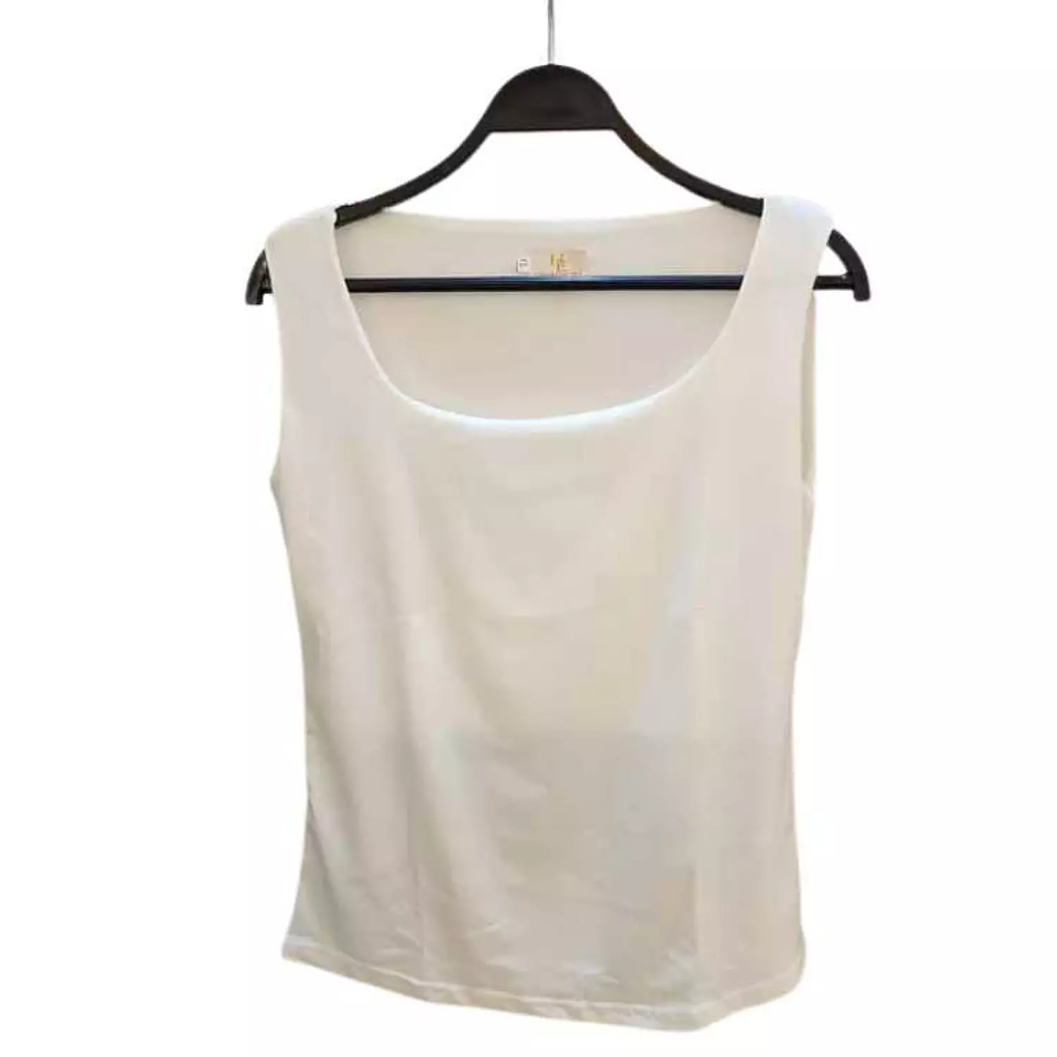 Basic Sleeveless Lycra Undershirt - White hover image