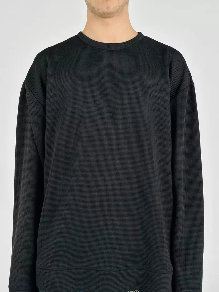 Black Warm Sweatshirt