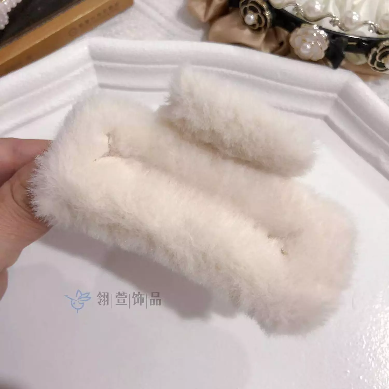 Winter fur hair clips  2