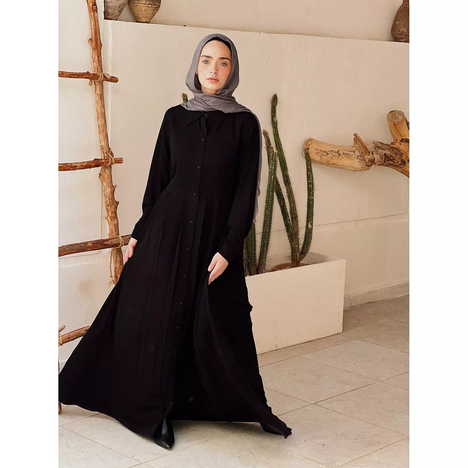 The Buttoned Abaya  4