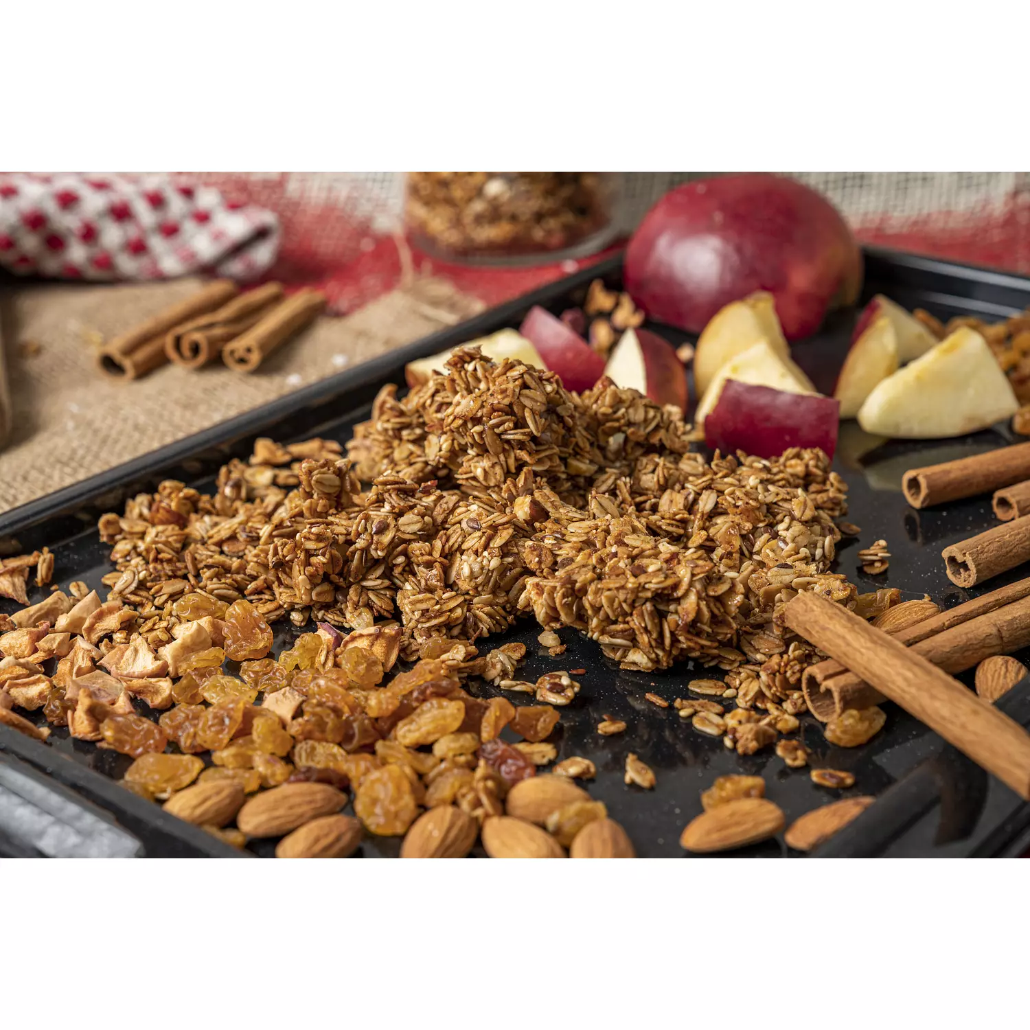 Granola-Apple Cinnamon Crunch (300g)-2nd-img