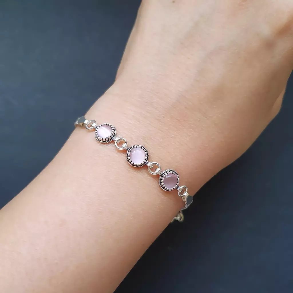 Round stones bracelet