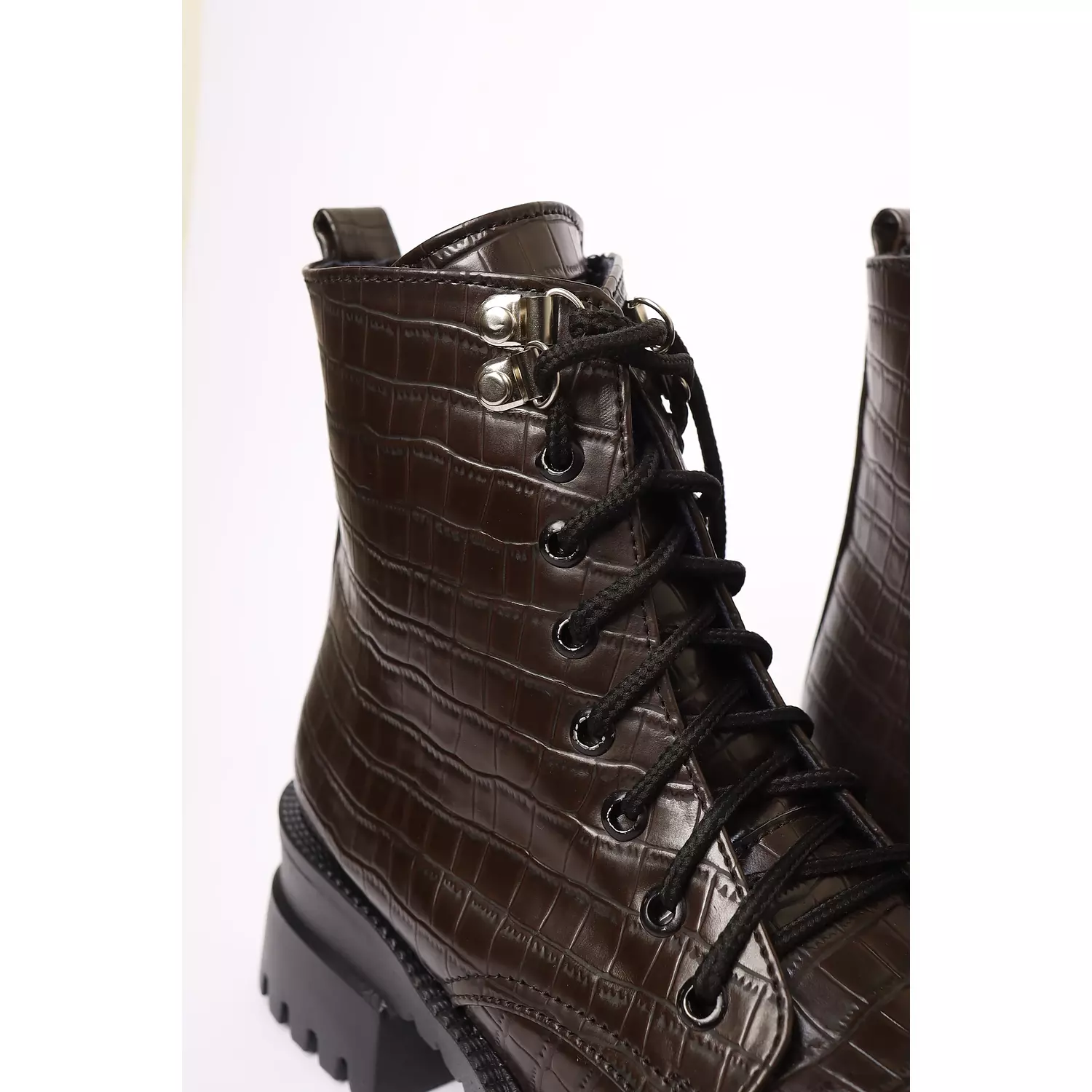 BROWN Crocodile FAME Boots  3