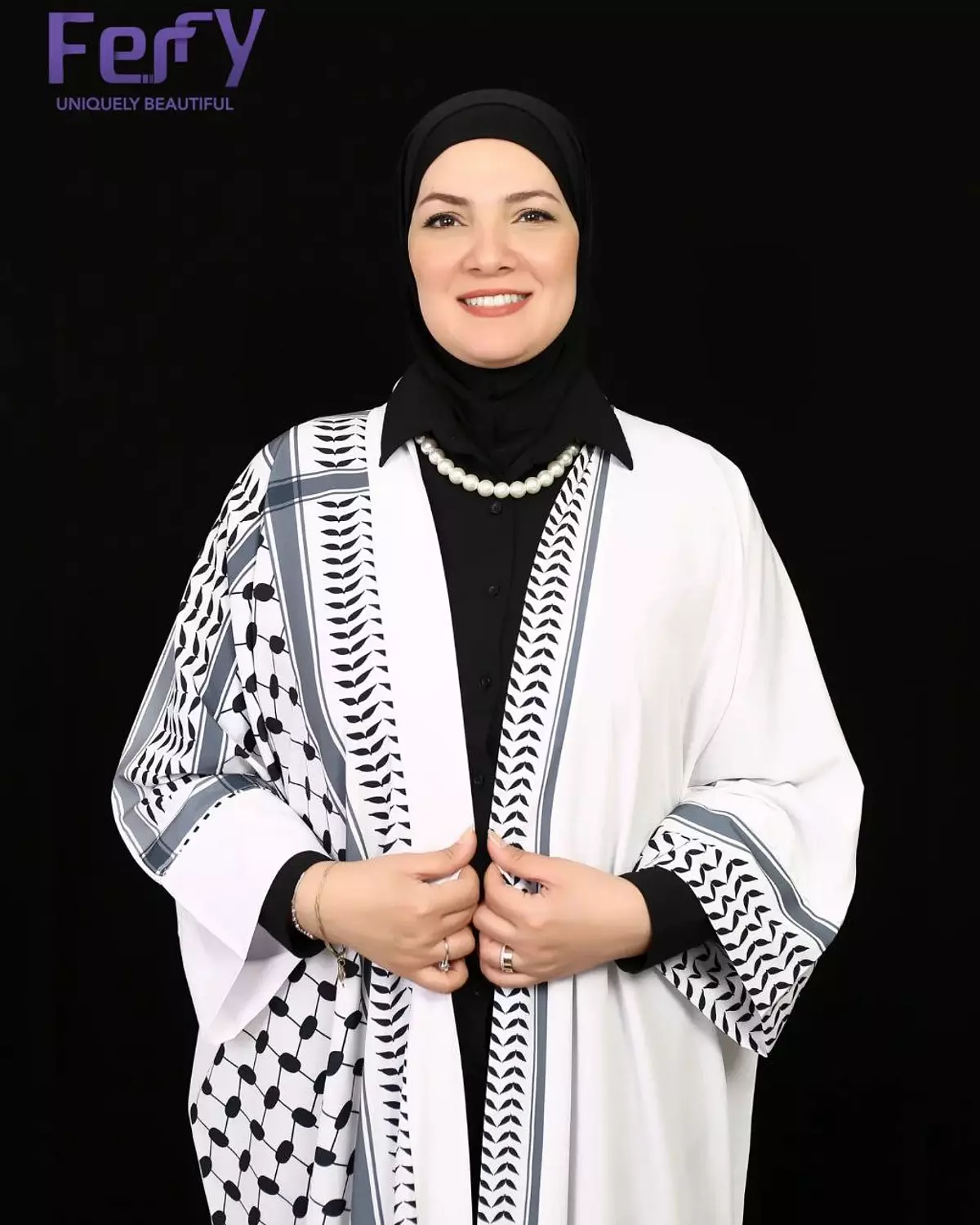 kaftan with the traditional palestinian print 2
