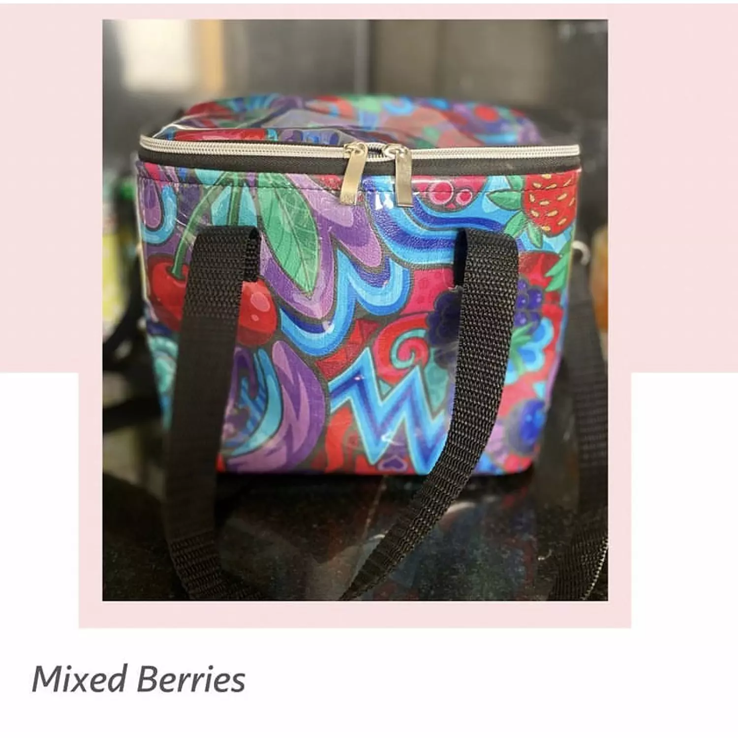 Mixed Berries Graffiti Family Lunchbag hover image
