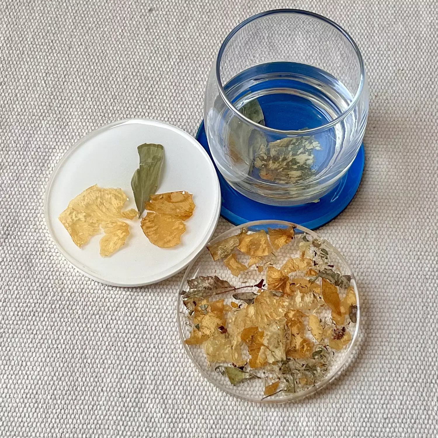 White/Blue Floral coasters 4