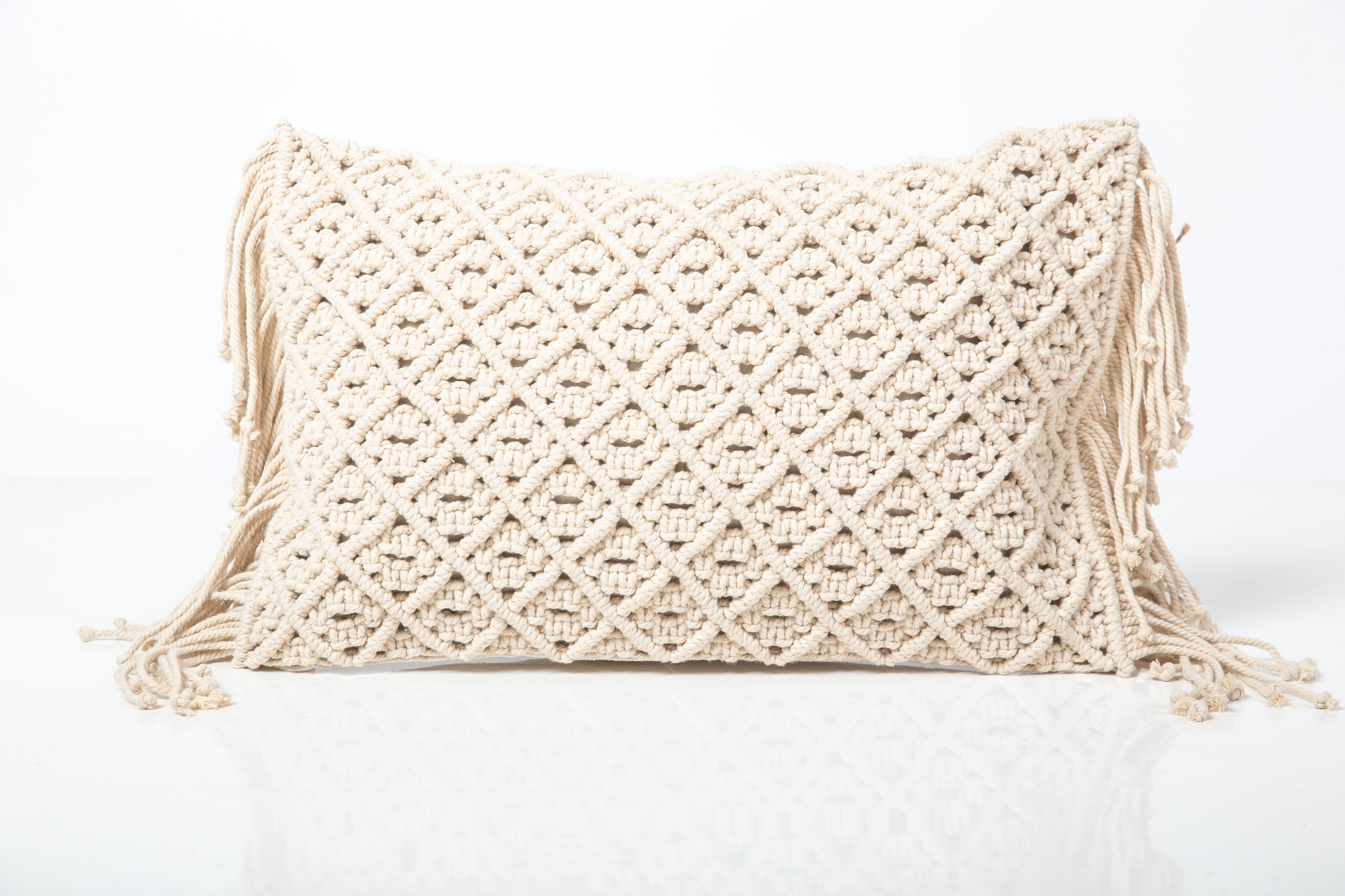 RECTANGLE CUSHION