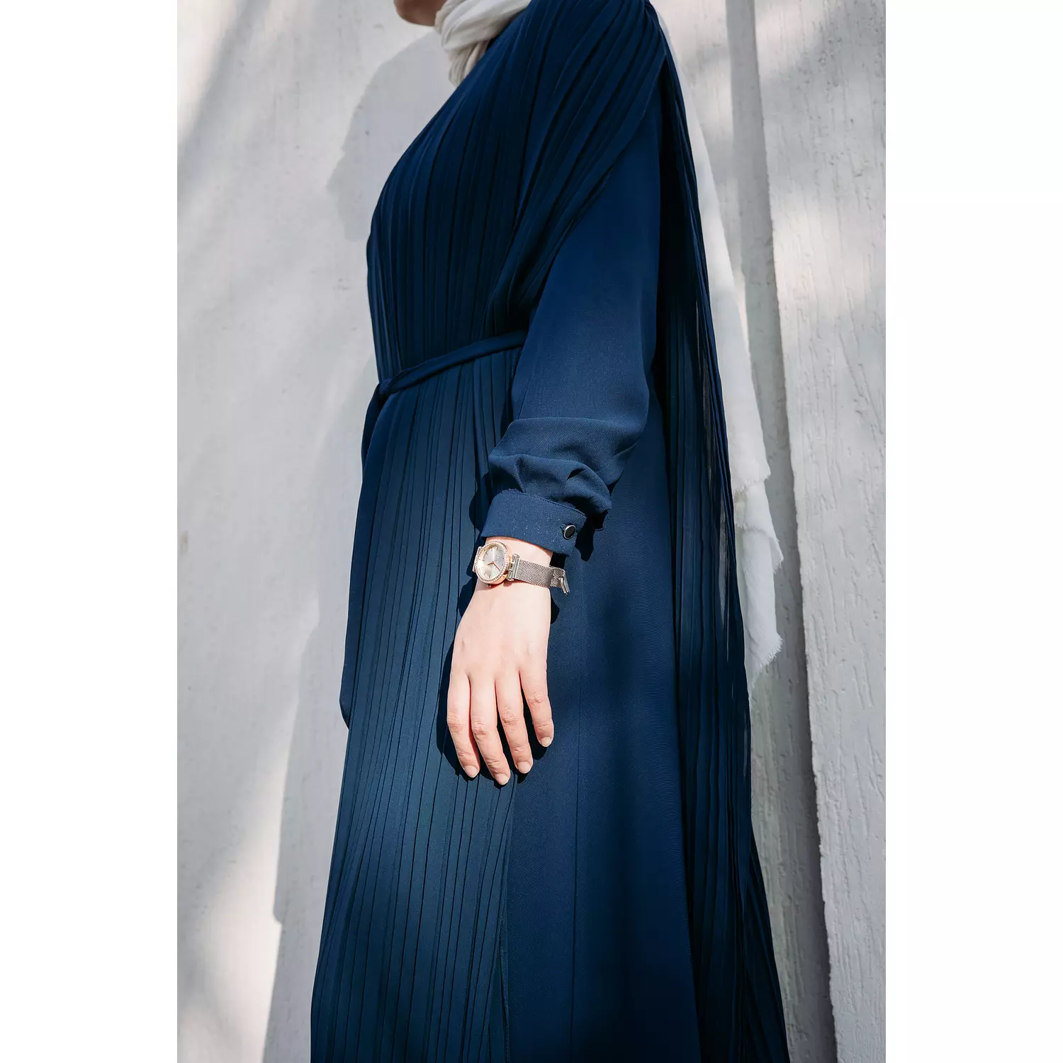 Night Blooming Abaya in Navy Blue 5