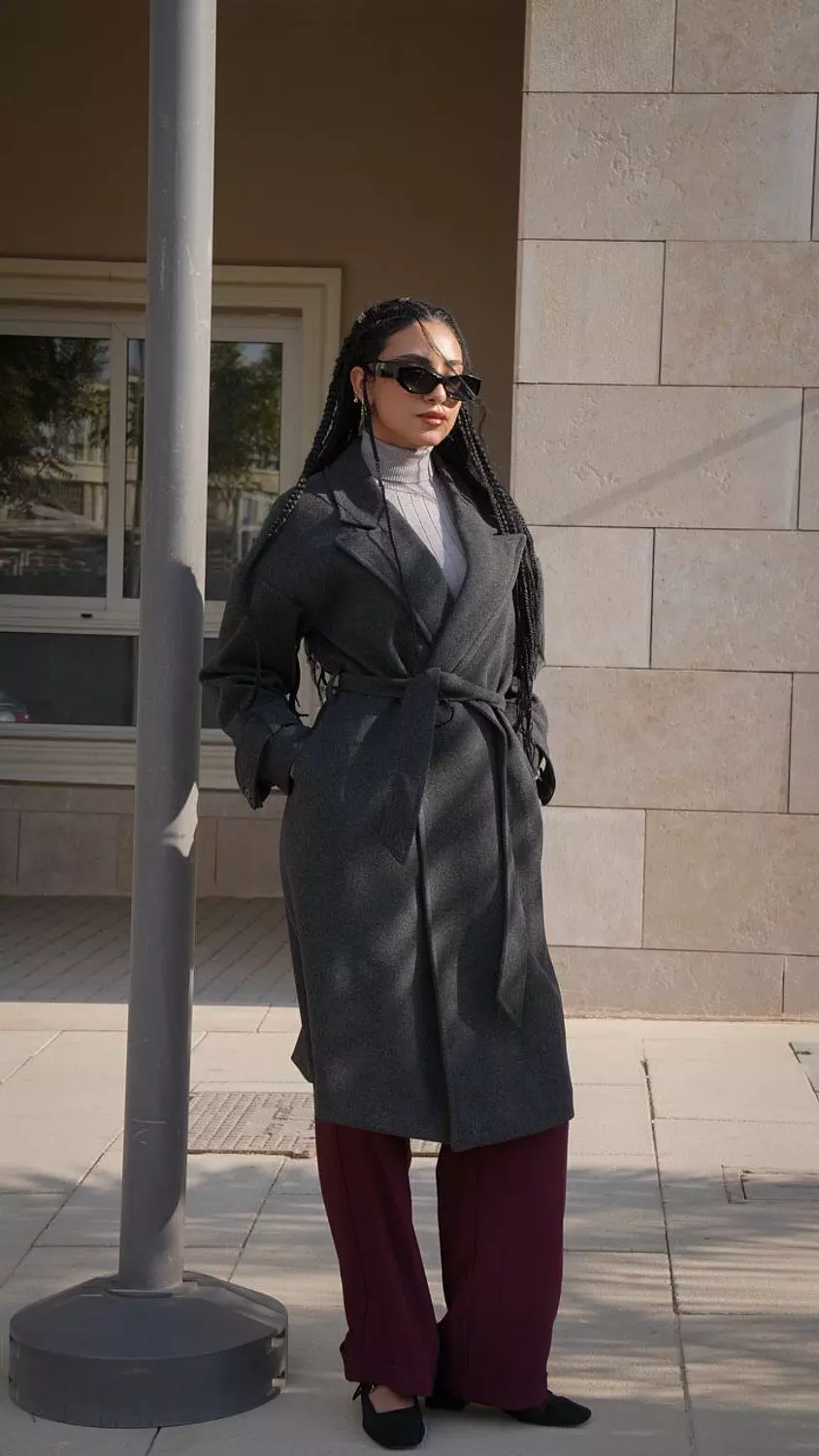 <p><strong><span style="color: rgb(0, 0, 0)">Grey belted coat</span></strong></p>